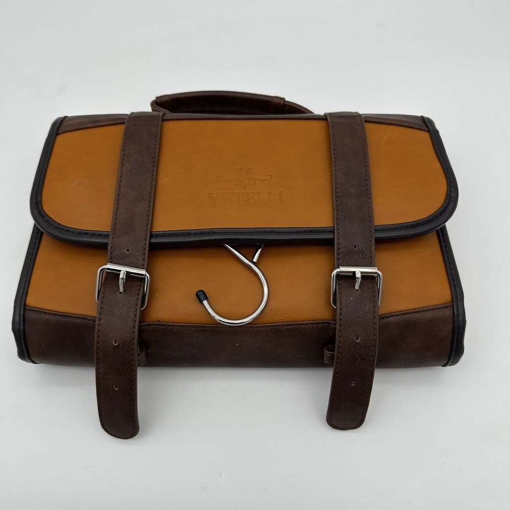 Vetelli Hanging Toiletry Bag for‎ Men - Dopp Kit/Travel Accessories EUC